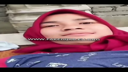 Ukti Hijaber eSeMA digenjot Tetangga di Belakang Rumah - Video Tendance HD | Jeux de Rue
