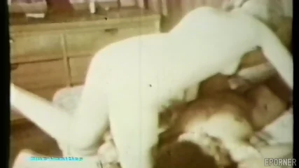 Vintage Lesbian Scene - Video Porno Gratuite HD | Jeux de Rue