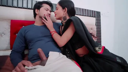 Haseena In Black Saree Fucking Hard Vy Horny Client - Video Porno Gratuite HD | Jeux de Rue