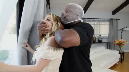 Horny Housewife Anna C1aire C1ouds Vs BBC - Video Porno Gratuite HD | Jeux de Rue