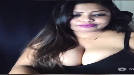 Stripchat Indian Monika Sassy Boobs - Video Porno Gratuite HD | Jeux de Rue