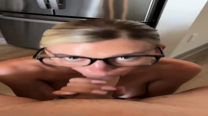 Selling Her House And Herself - Video Porno Gratuite HD | Jeux de Rue