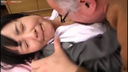 Japanese family - father fucking daughter - Nouvelle Video HD | Jeux de Rue