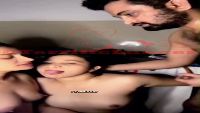 Desi boy's girl's group fucking - Video Porno Gratuite HD | Jeux de Rue