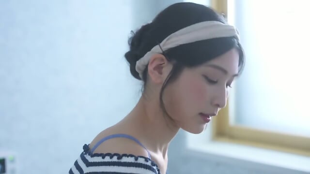 START-220 [Chinese Subtitles] My sister has a husband, and she helped me practice kissing when I was still a virgin. I couldn't control myself and eja - Video Tendance HD | Jeux de Rue