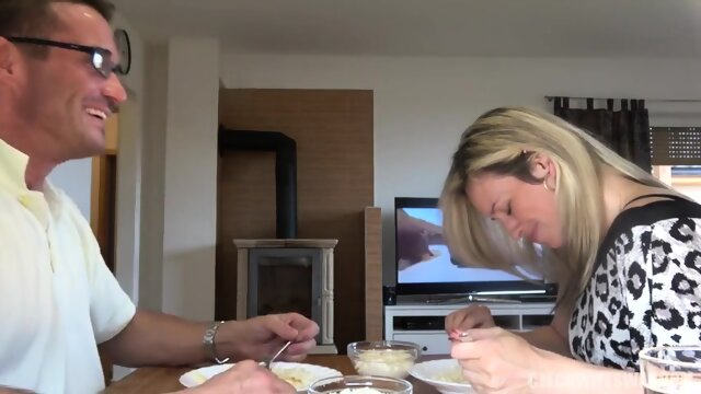 First Wife Swap For A Mature Couple 003 - Video Tendance HD | Jeux de Rue